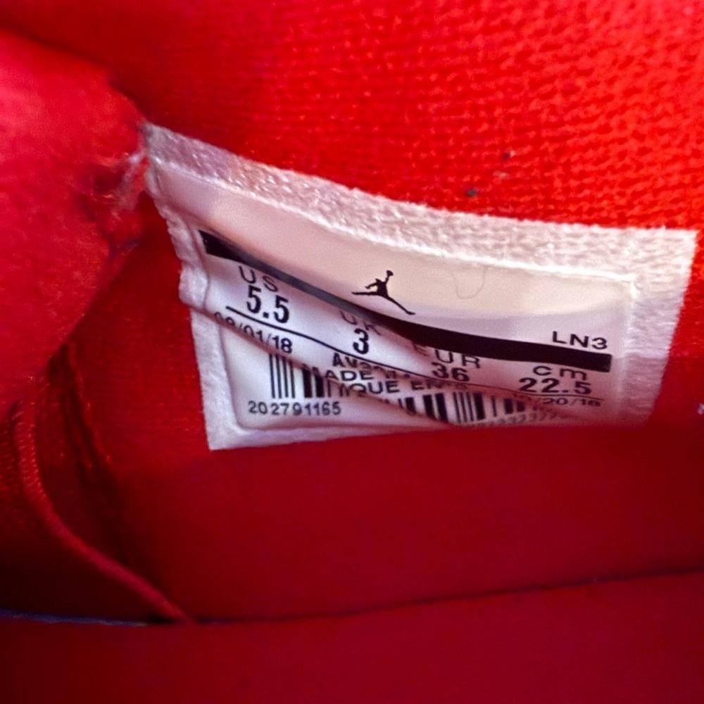 Nike. Wmns Air Jordan 4 Retro NRG 'Singles Day'’. Size 5.5. - Picture 14 of 16